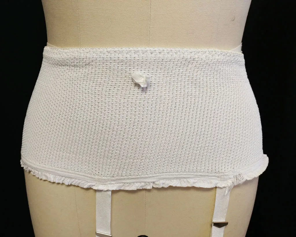 VINTAGE '50s MESH RUFFLE GIRDLE WITH RUBBER TIPS & METAL GARTERS